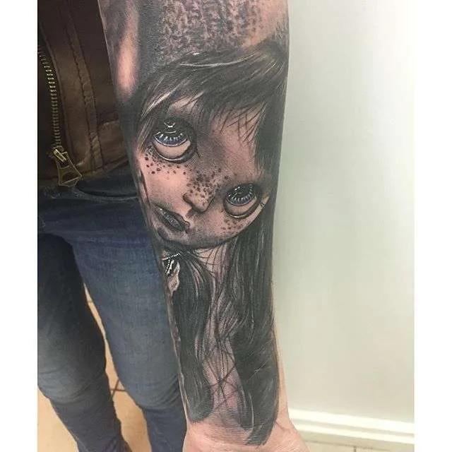 Tatuatore Sandry Riffard tatuaggio colorato realistico | Тату мастер Sandry Riffard цветная реализм татуировка 